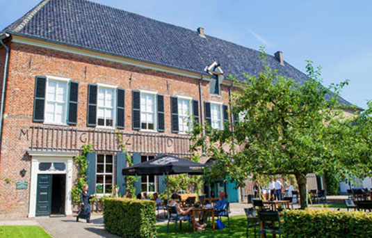 Kasteel Café Heeren Dubbel Terras