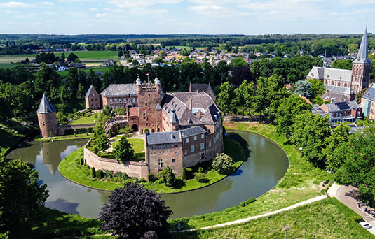 huis-bergh-drone